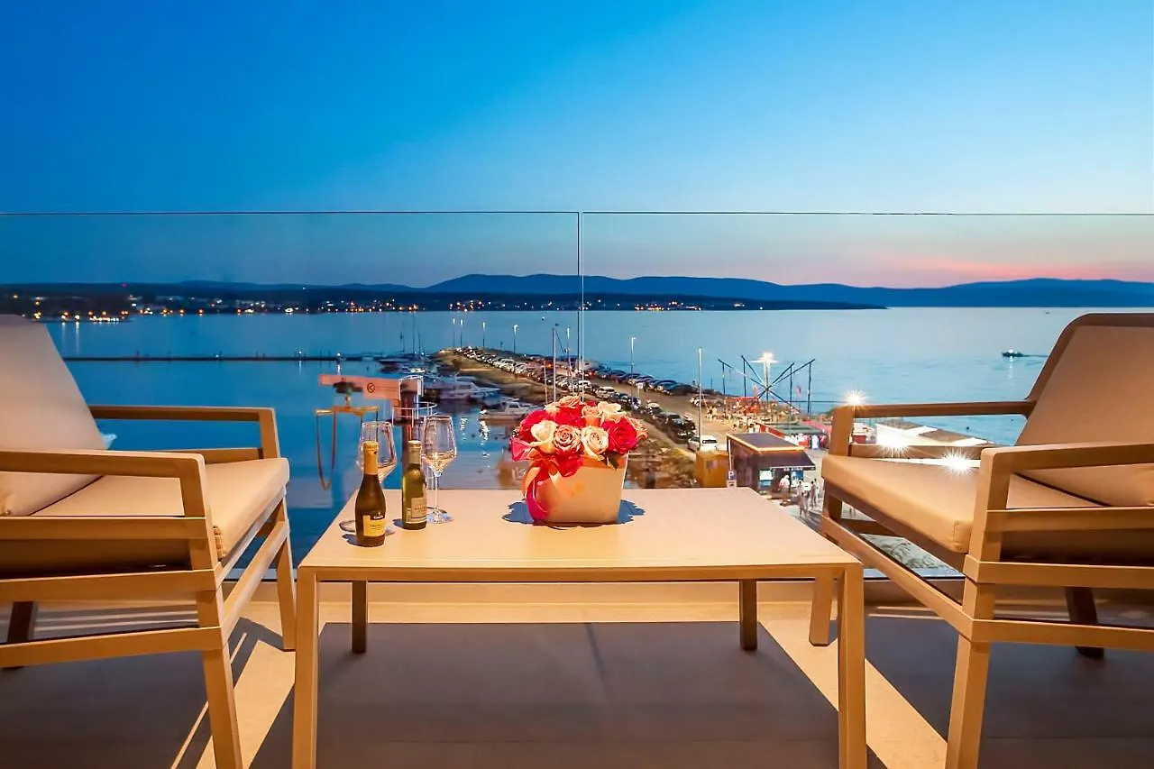 Luxury Hotel Riva مالينسكا